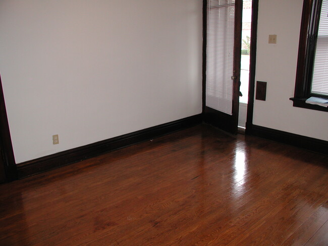 Living Room - 3905 Dunnica Ave