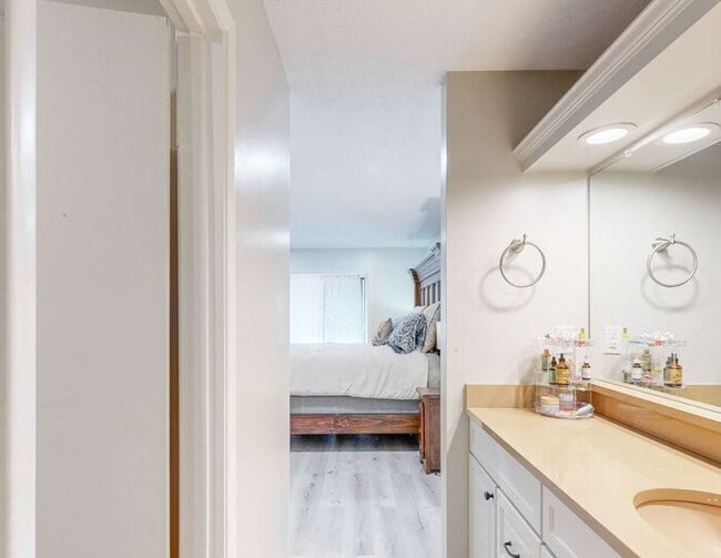 Building Photo - Your new home is waiting for you.