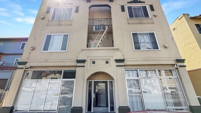 Building Photo - 2336 Park Blvd
