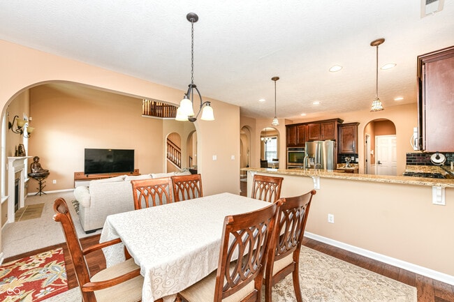 Building Photo - 12226 Eddington Place