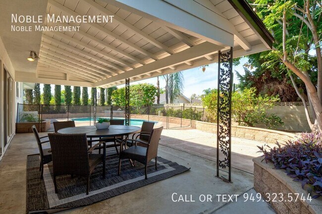 Building Photo - 700 S Yorba St