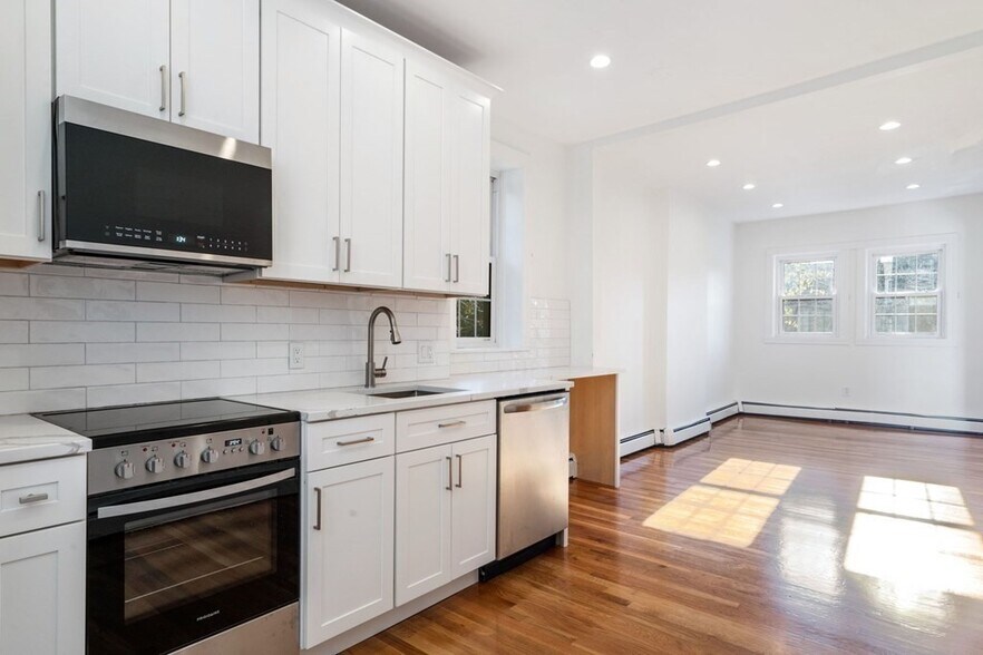 Building Photo - 101 Rutherford Ave