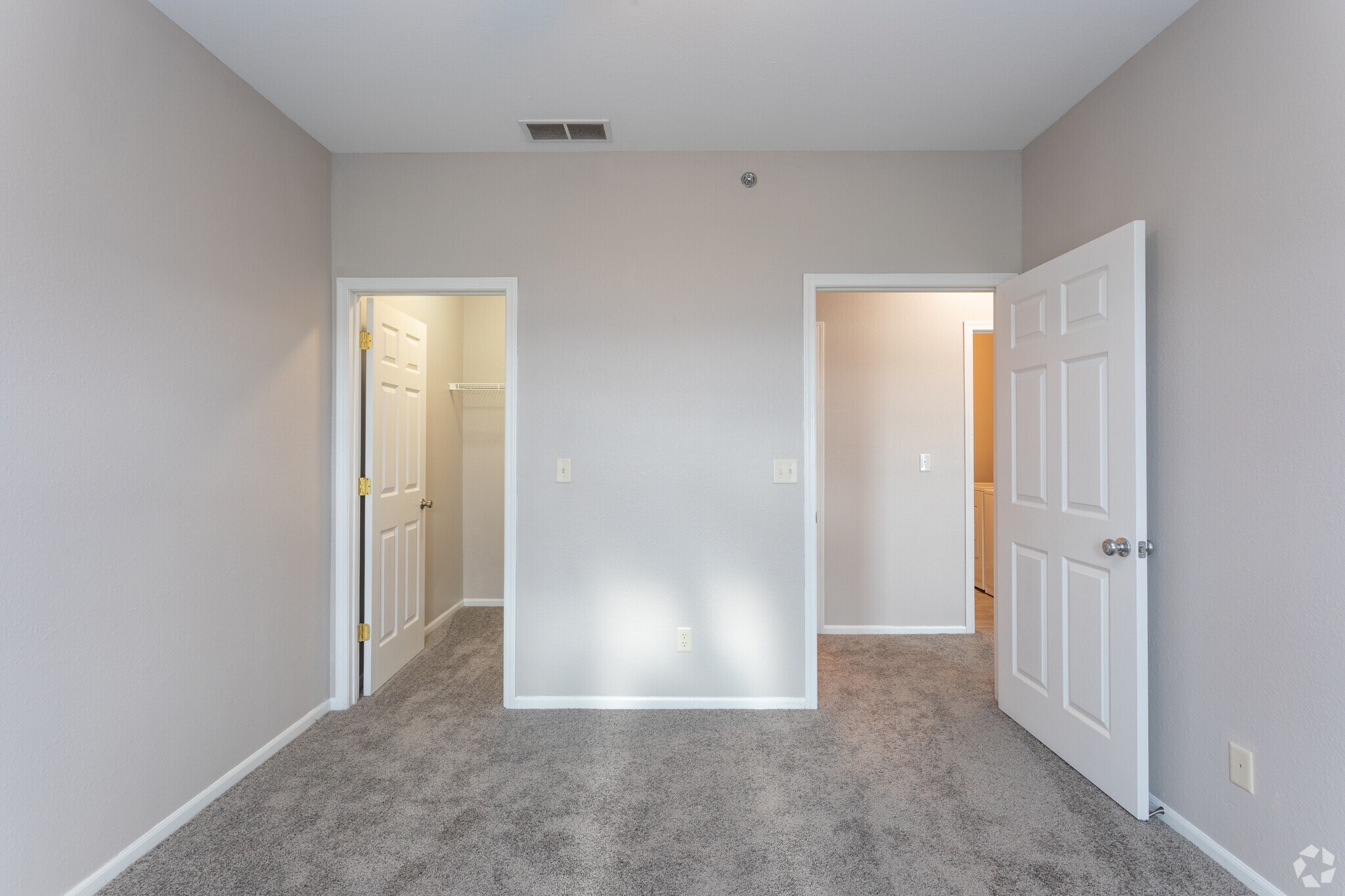 Owens Lake Commons 6657 Owens Lake Dr Walbridge OH 43465 Apartment