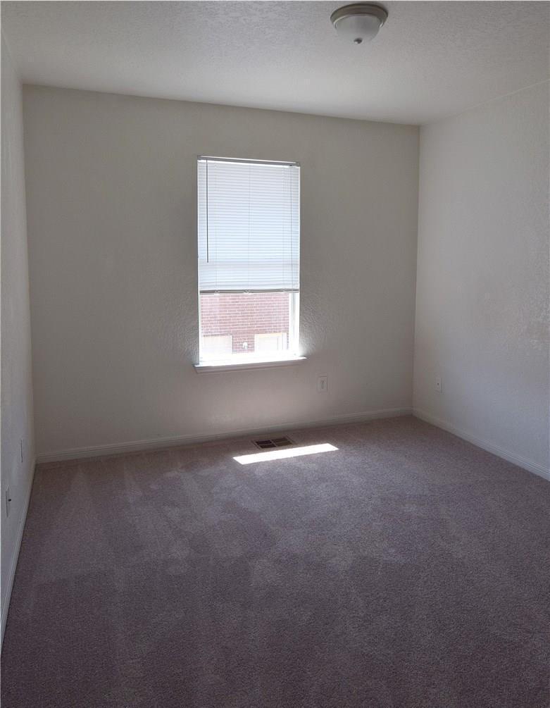 Building Photo - 3208 Hereford Ln