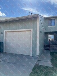 Building Photo - 3 bedroom, 2.5 bath 1,256 sqft Townhouse