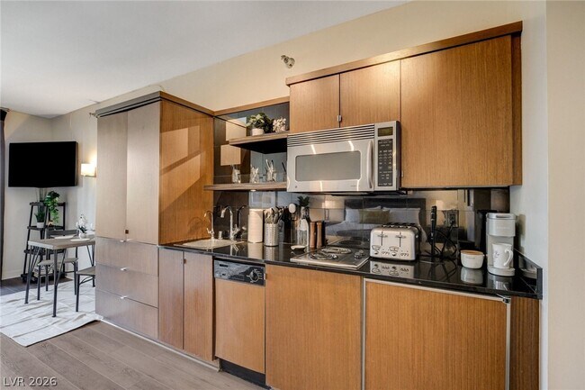 Building Photo - 29 Montelago Blvd