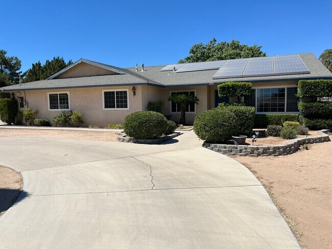 Primary Photo - 4-Bedroom Home in Hesperia!