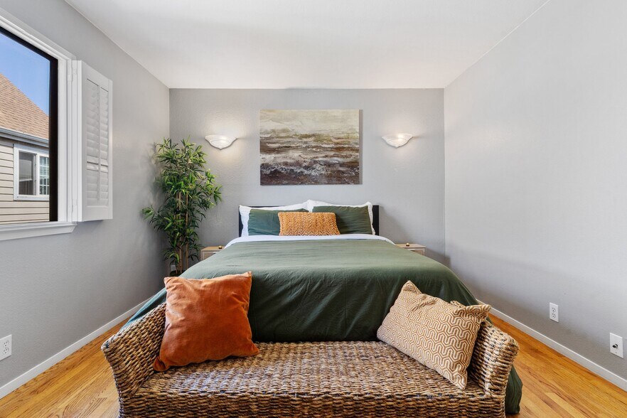 Bed room 2 - 34 Silva Ave