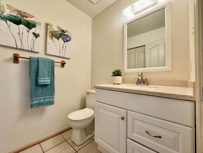 Building Photo - A Fantastic 3-Bedroom Home in Ocean Lakes North! Available 04-20-26! 2-Car Attached Garage, Large...