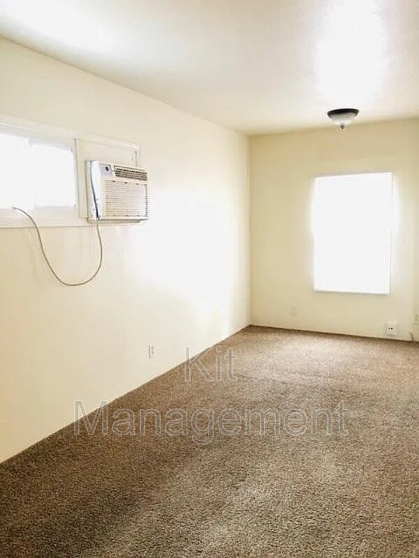 Building Photo - 1318 Montain Rd