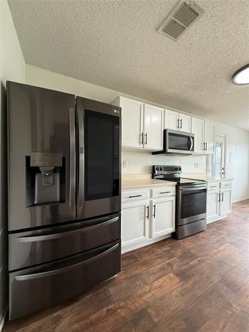 Building Photo - 765 Lowe Dr