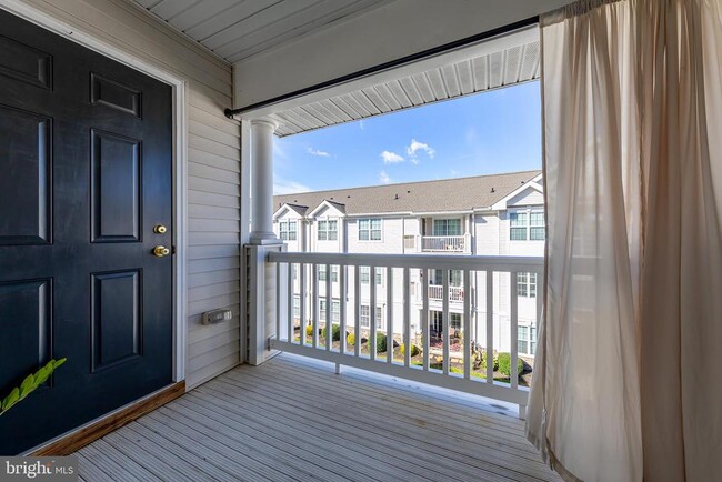 Building Photo - 117 Lionheart Ln