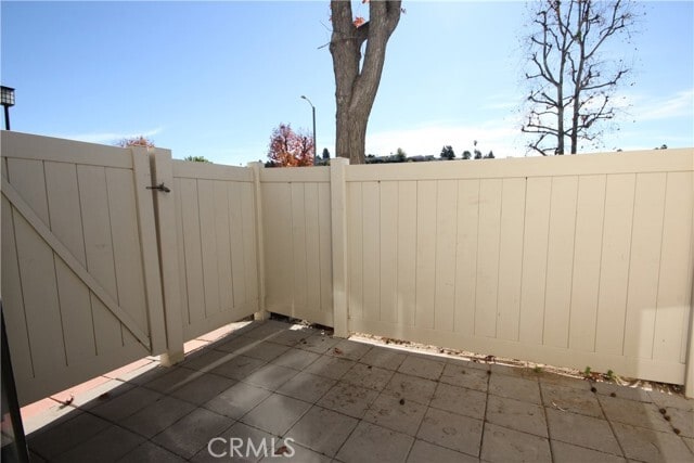 Building Photo - 23737 Highland Valley Rd