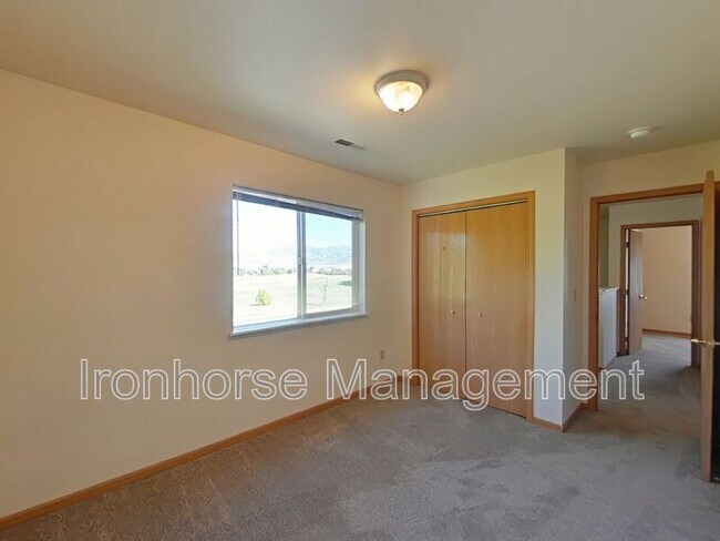 Building Photo - 2471 Wheeler Dr