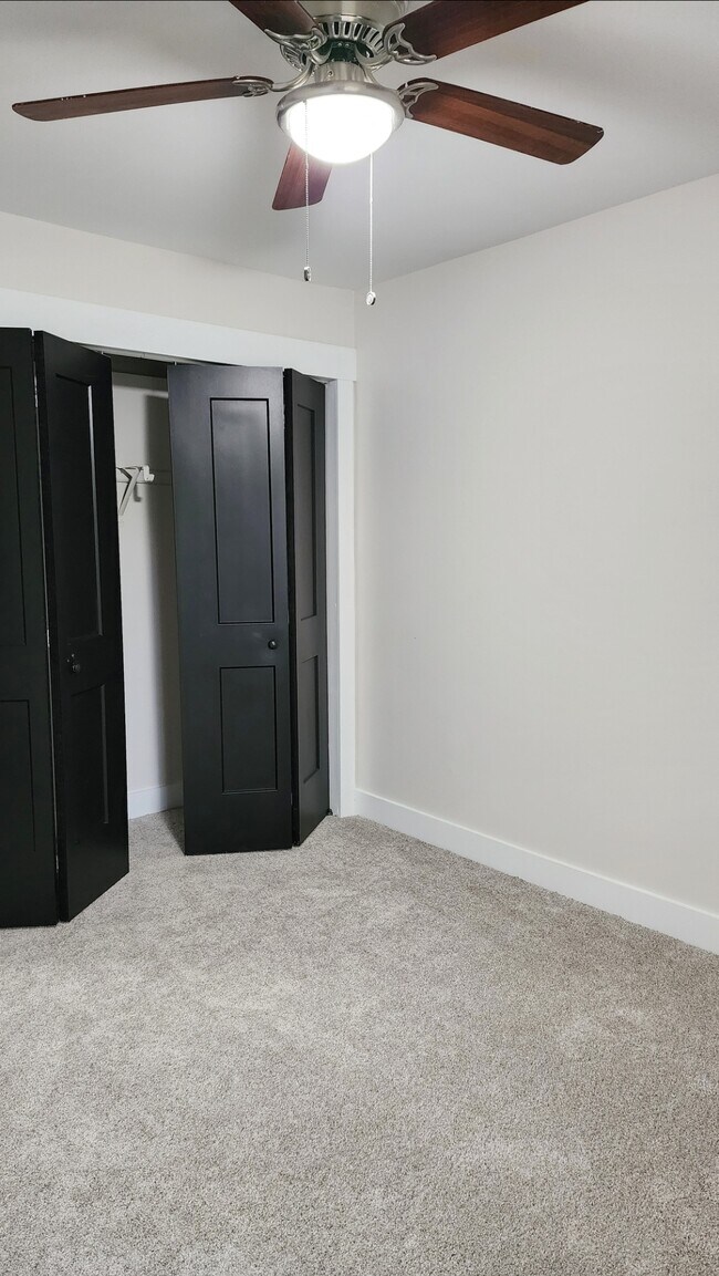 Building Photo - 178 Heritage Cir