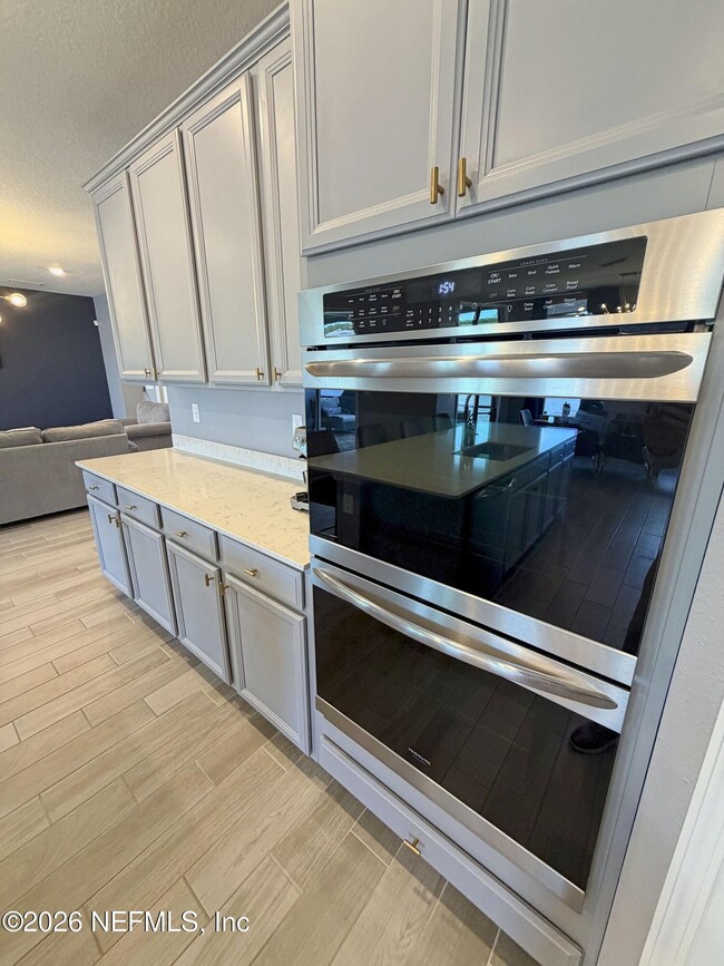 Building Photo - 92 Carina Trl