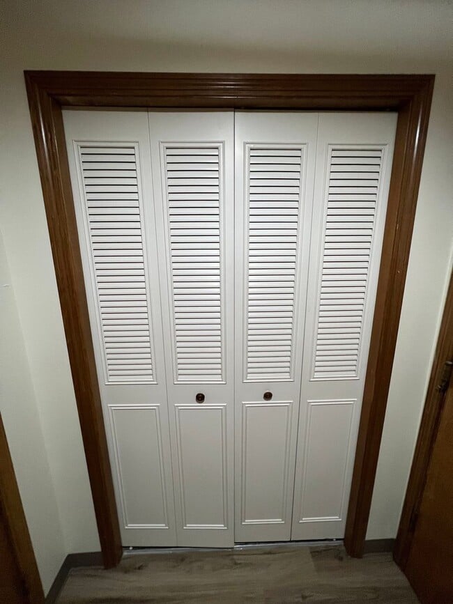 Building Photo - 2 Bedroom in Bethel-Danebo Area