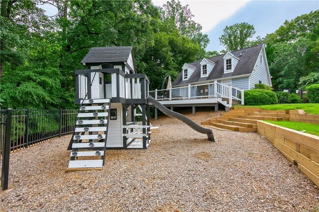 Building Photo - 3760 Peachbluff Ct