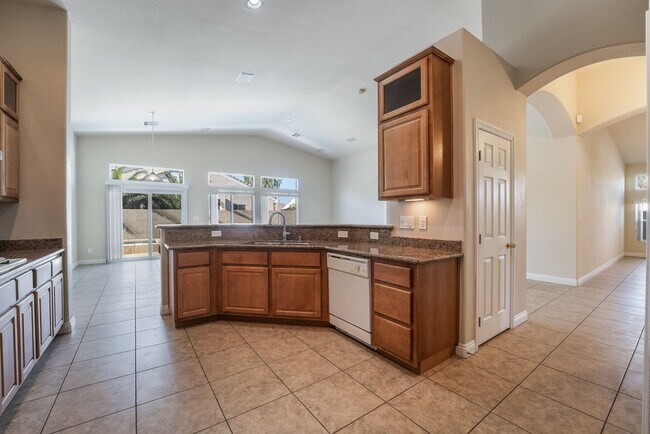 Building Photo - Charming Home with 2 Primary Bedrooms with...