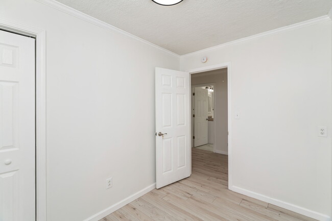 Building Photo - 331 Sarvis Dr