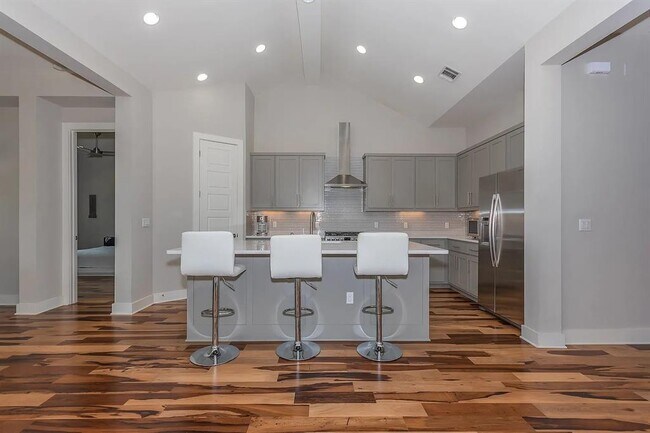 Building Photo - 5121 Rain Lily Dr
