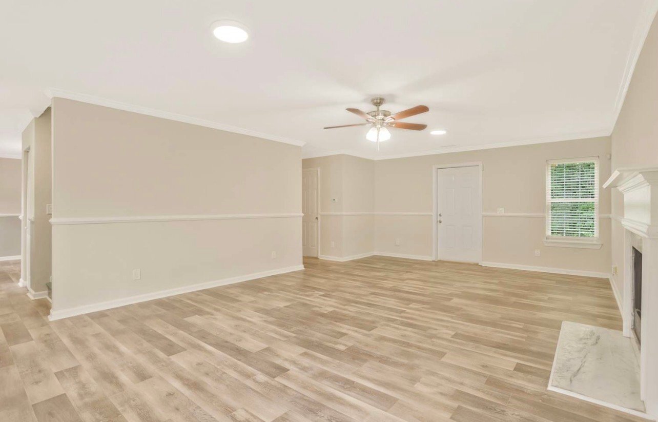 Building Photo - 4009 Melvin Dr SW