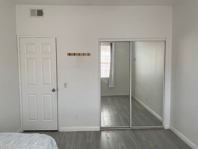 2nd bedroom - 21832 S Vermont Ave
