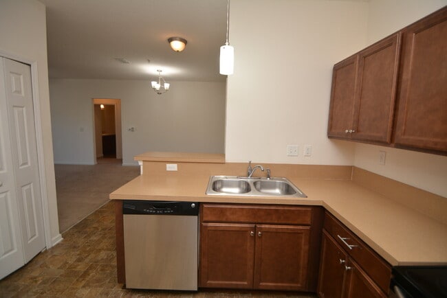 Building Photo - "Charming 3-Bedroom Condo Haven in St. Aug...