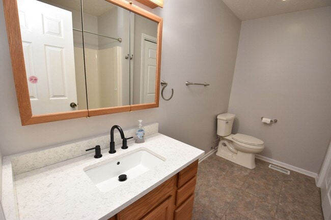 Building Photo - PHM Schools!  4 bedroom 3 bath Home in Gra...