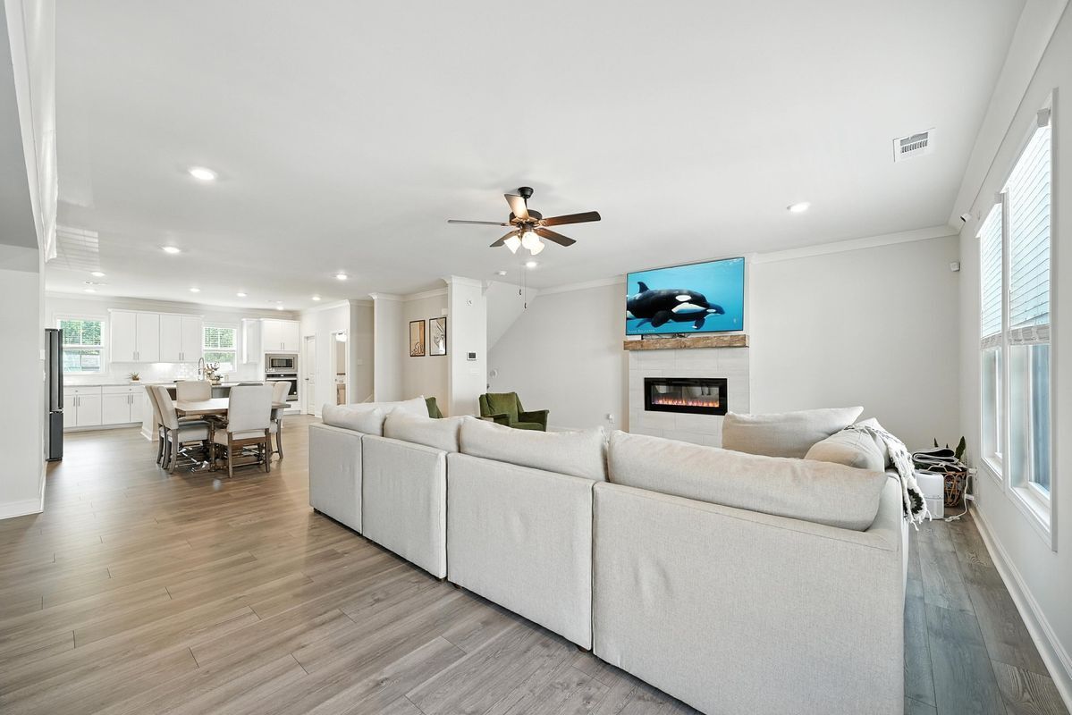 Building Photo - 3411 Swallowtail Ter