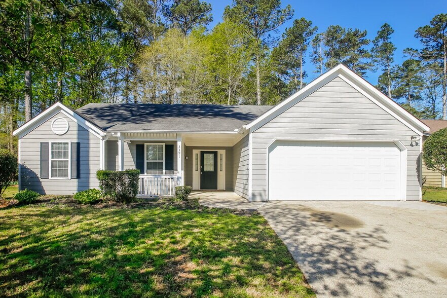 Primary Photo - 3391 Lochness Ln