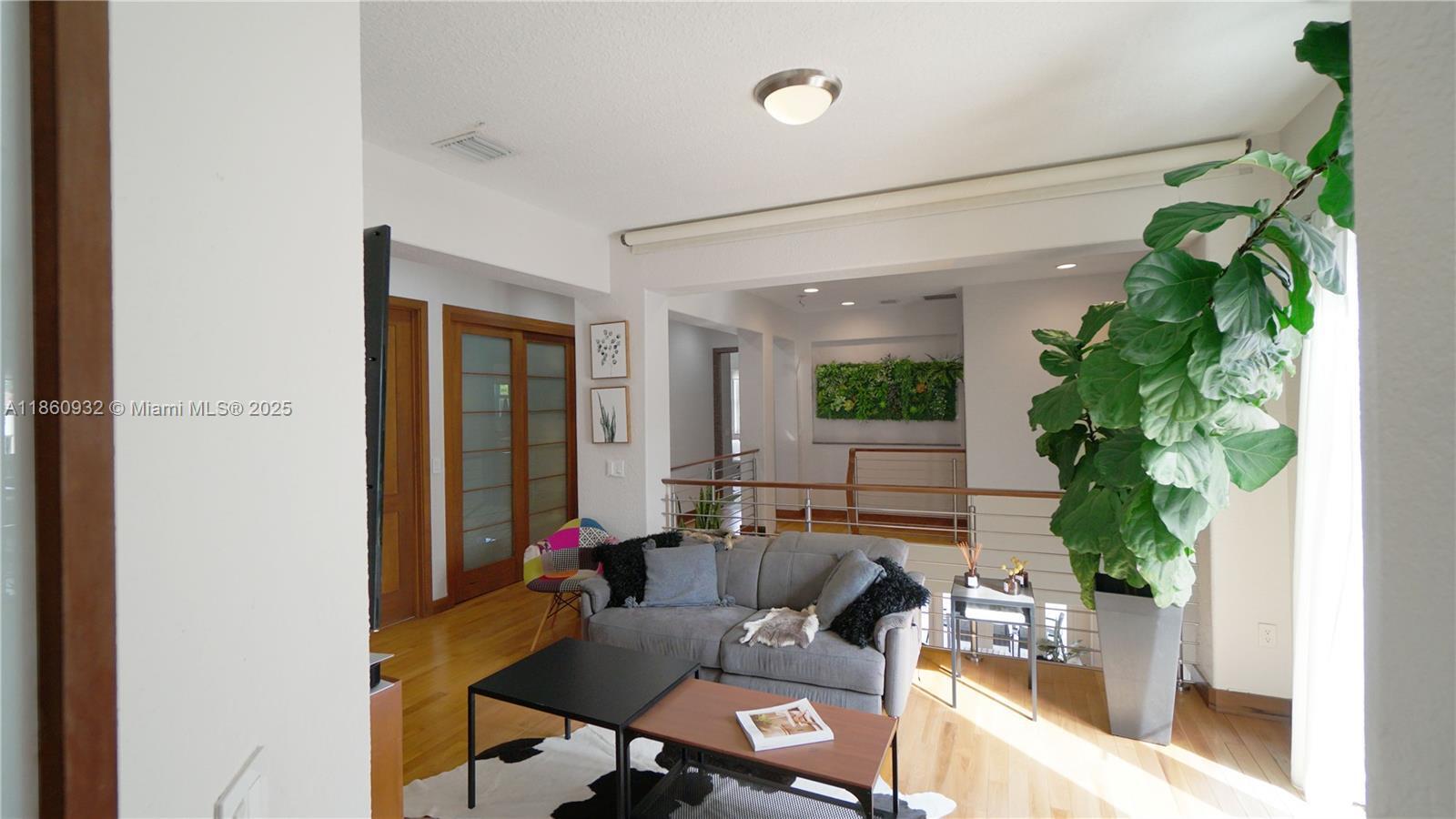 Building Photo - 7031 NW 113th Ct