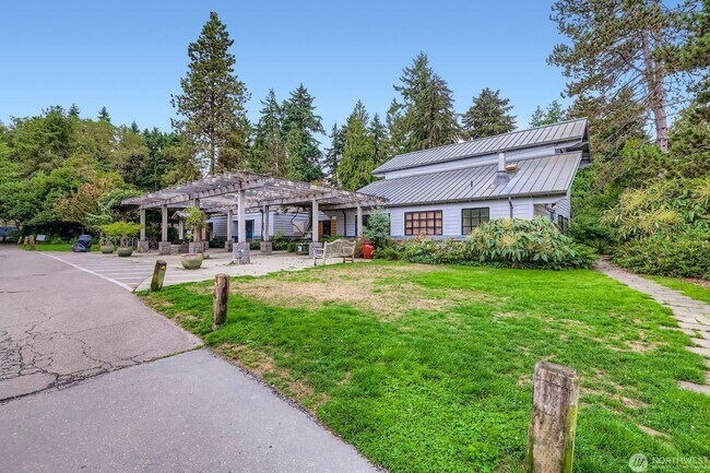 Building Photo - 3Bd/3.5Ba Seattle Townhouse