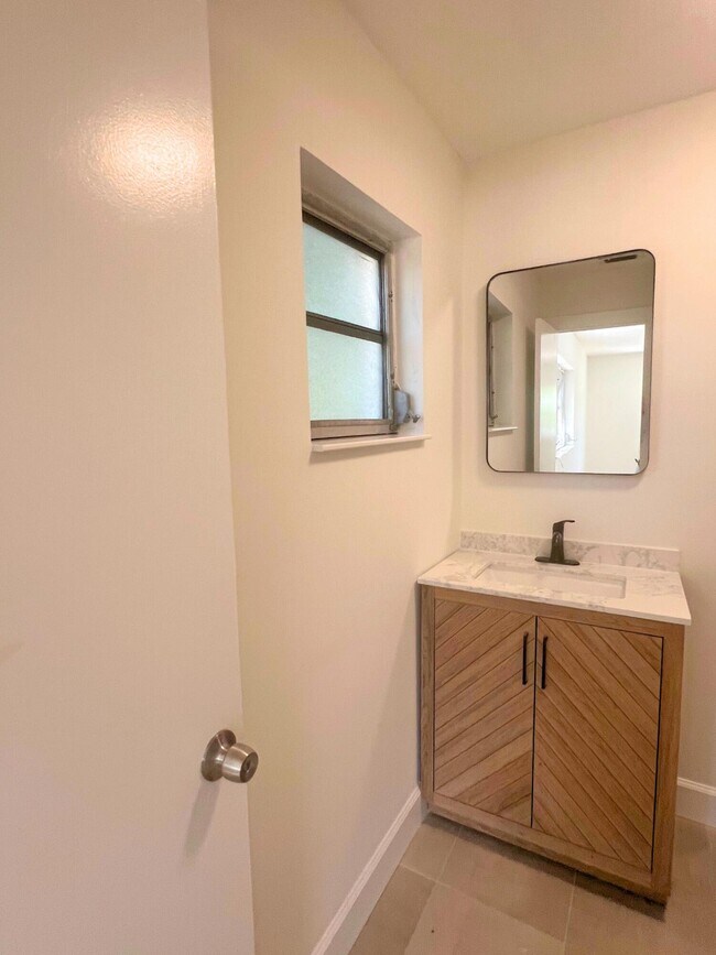Building Photo - 4787 Tortuga Dr