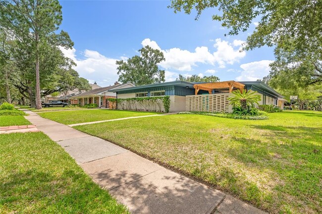 Primary Photo - 5143 Cheena Dr