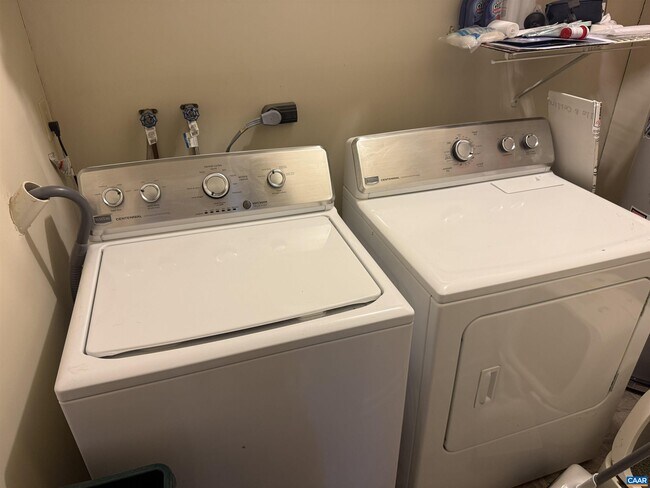 Building Photo - 132 Turtle Creek Rd