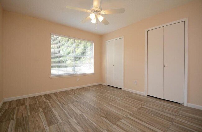 Building Photo - 15 S Tallowberry Dr