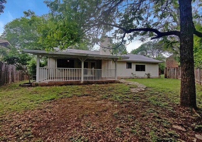 Building Photo - 911 Battle Bend Blvd