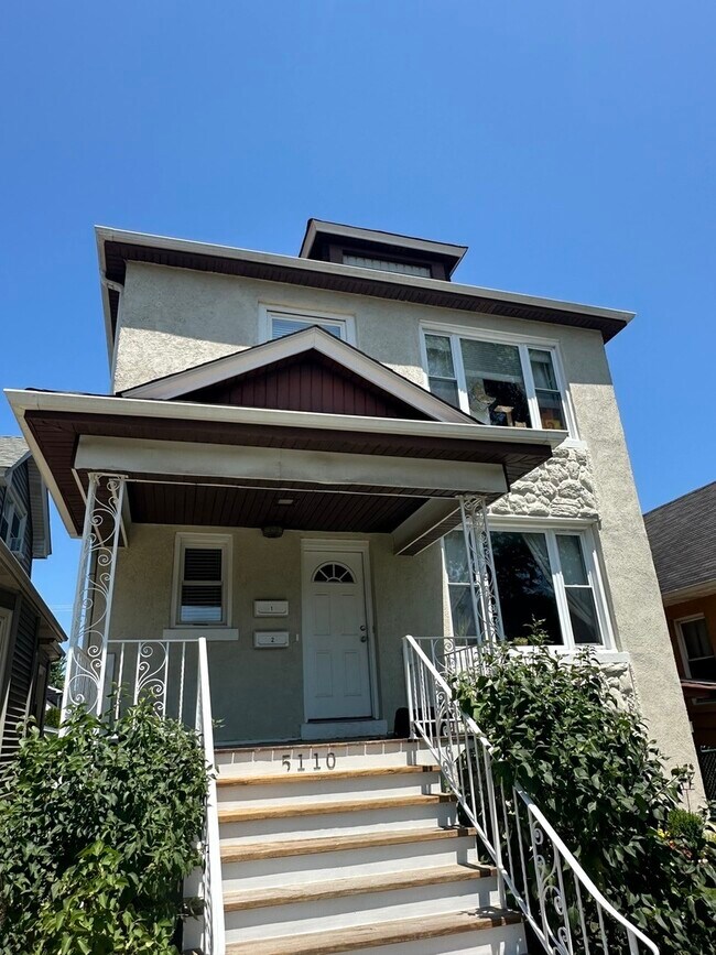Building Photo - 5110 W Byron St