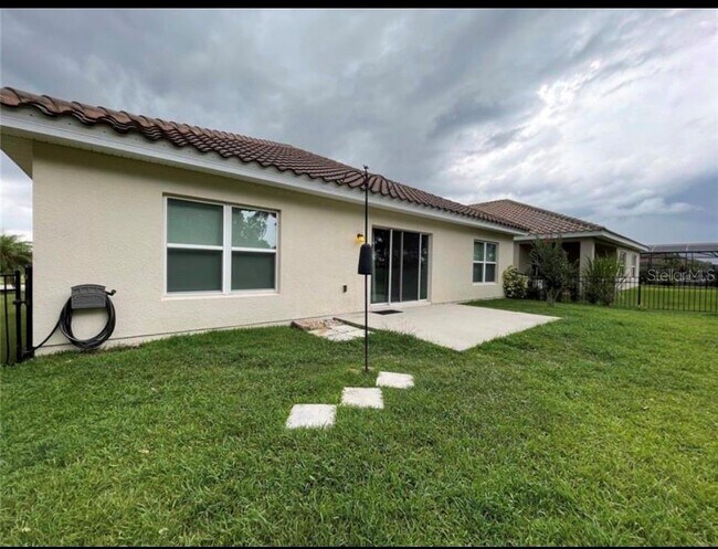 Building Photo - 3813 Carrick Bend Dr
