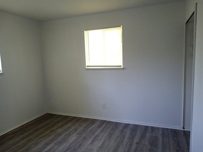 Building Photo - Charming 3-Bedroom Home in Saginaw – Comfortable Living at an Affordable Price!