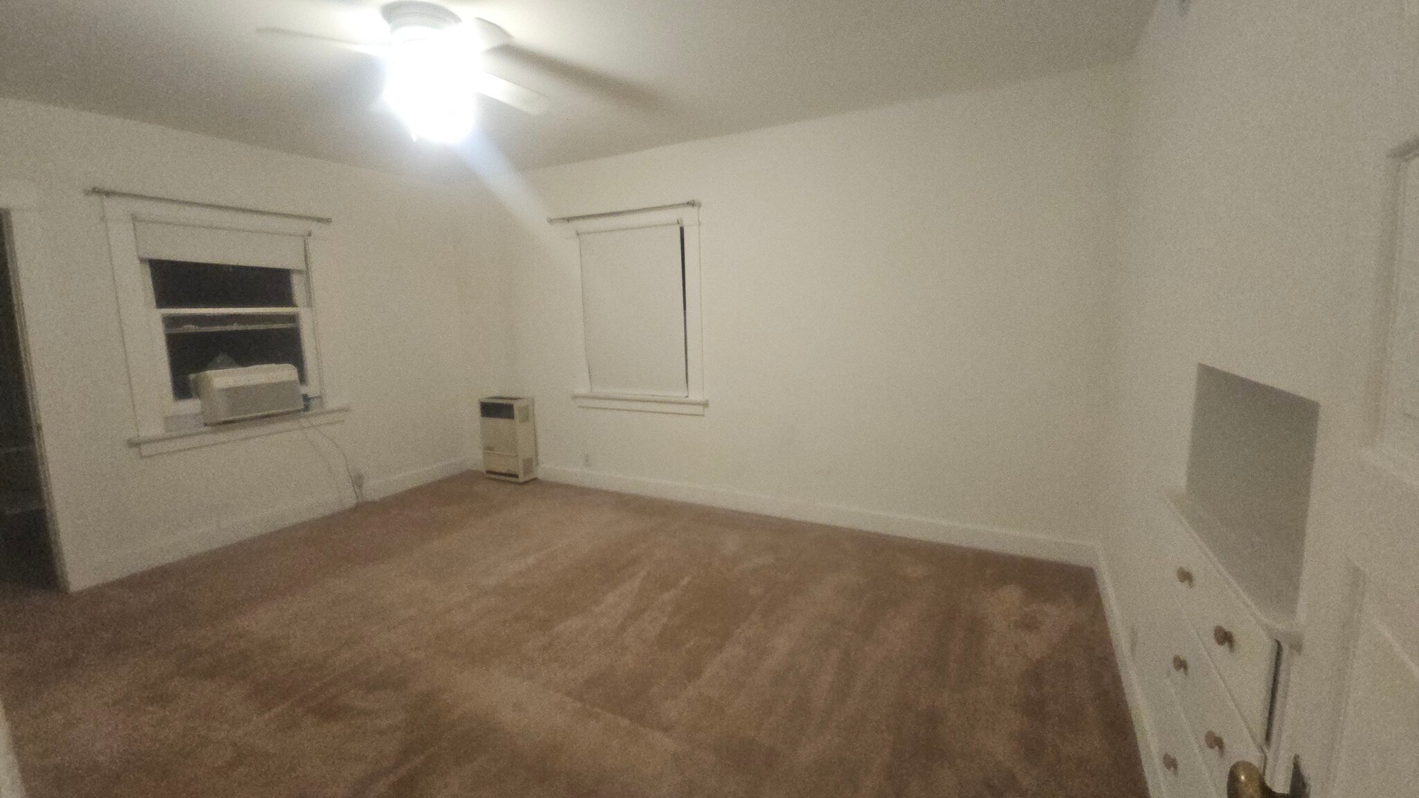 Building Photo - 314 W Ave 43