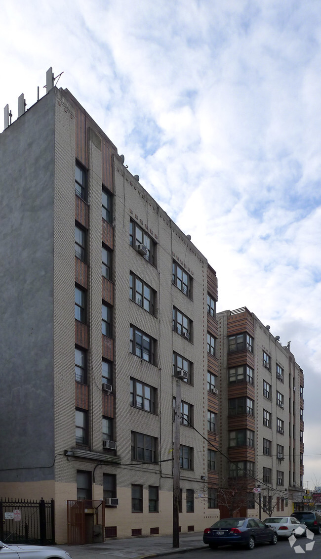 Building Photo - 1212 Grant Ave
