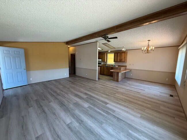 Building Photo - Two Bedroom Double Wide in the Fortuna Foothills!