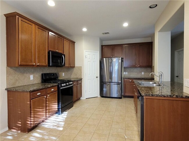 Building Photo - 8728 Wood Stork Dr