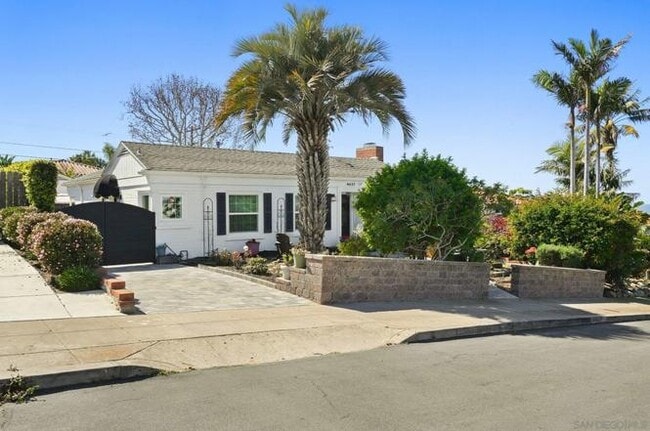 Building Photo - Single family house for rent in a fantastic location