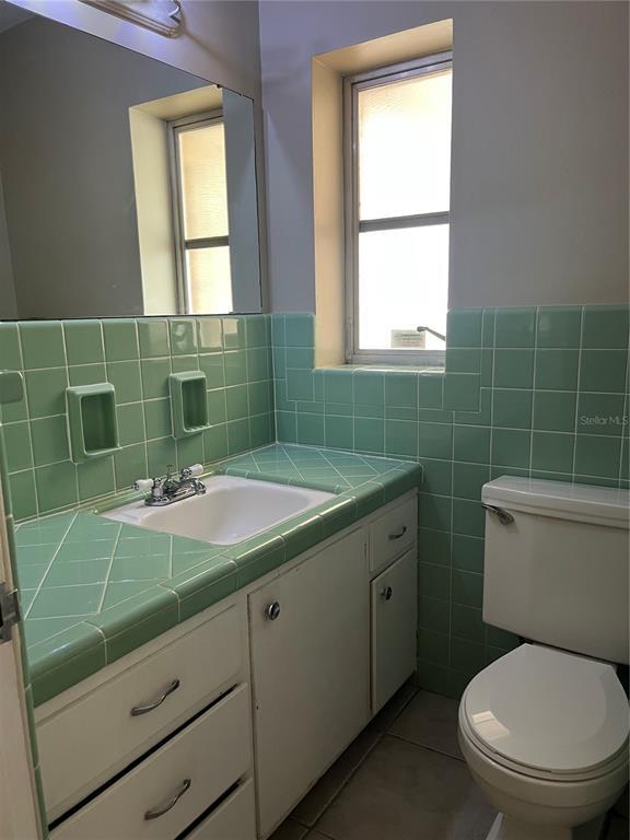 Building Photo - 812 Northside Dr