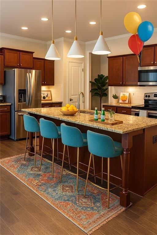 Building Photo - 20 Holdings Dr