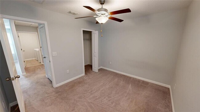 Building Photo - 17034 Yellow Pine St