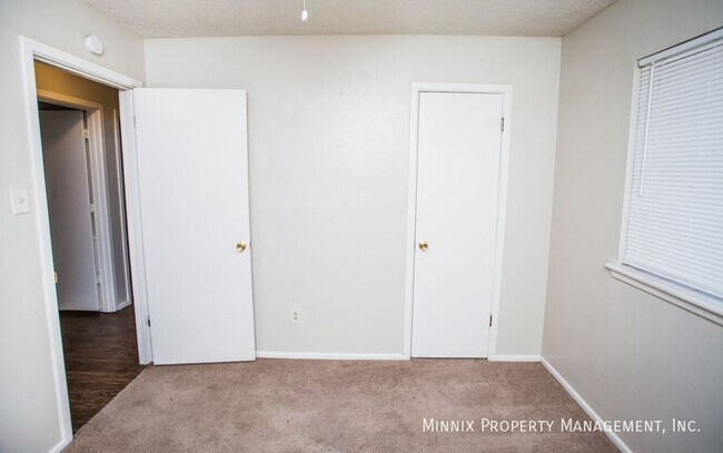 Building Photo - 4804 53rd St